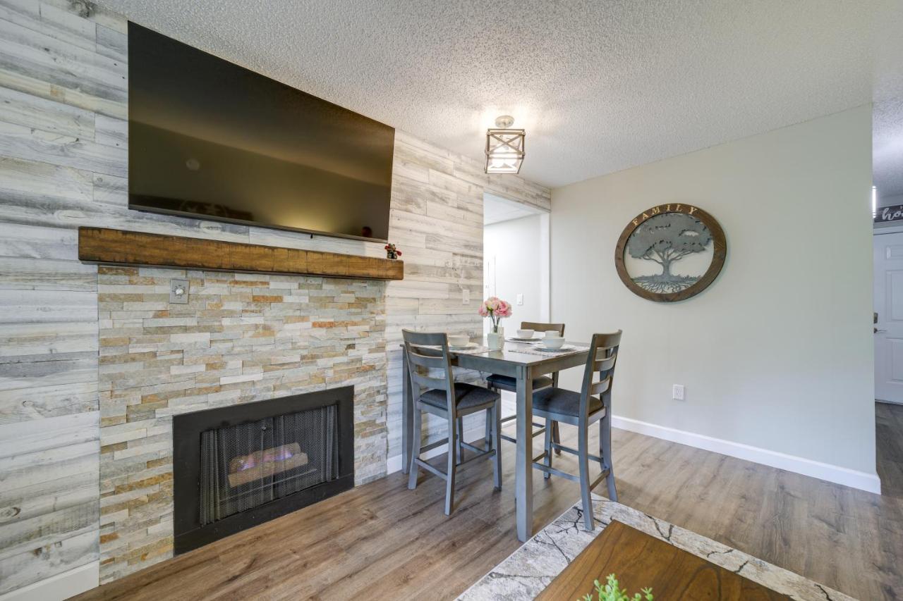 Stylish Gatlinburg Condo With Pool Walk Downtown! ภายนอก รูปภาพ