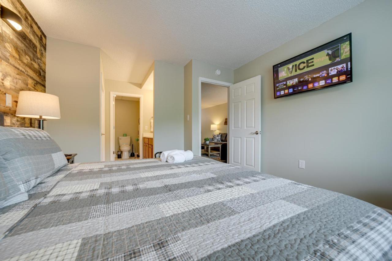 Stylish Gatlinburg Condo With Pool Walk Downtown! ภายนอก รูปภาพ