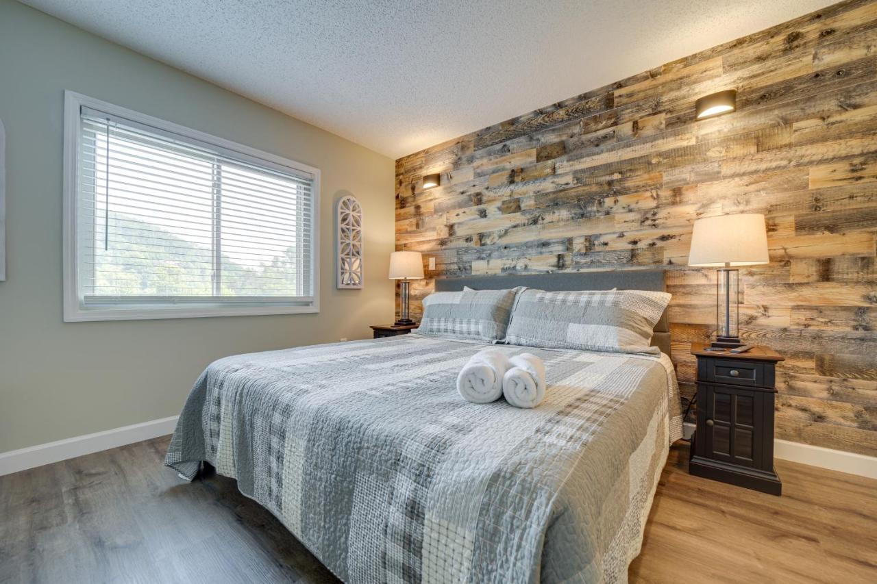 Stylish Gatlinburg Condo With Pool Walk Downtown! ภายนอก รูปภาพ