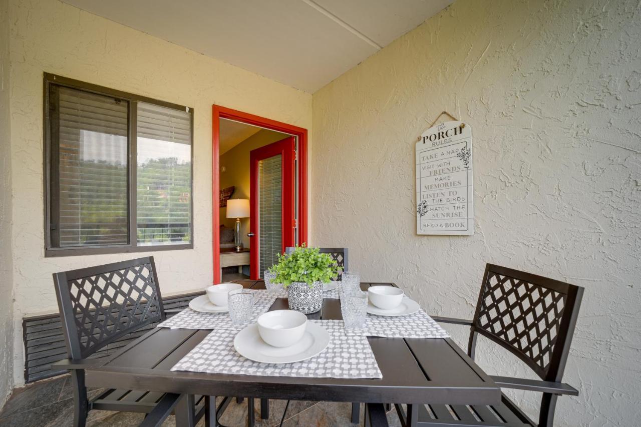 Stylish Gatlinburg Condo With Pool Walk Downtown! ภายนอก รูปภาพ